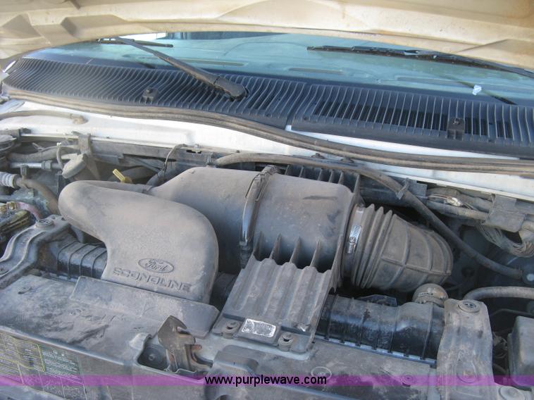 image for item J2913 2003 Ford E350 Super Duty XLT Extended van
