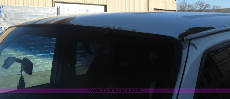 image for item J2913 2003 Ford E350 Super Duty XLT Extended van