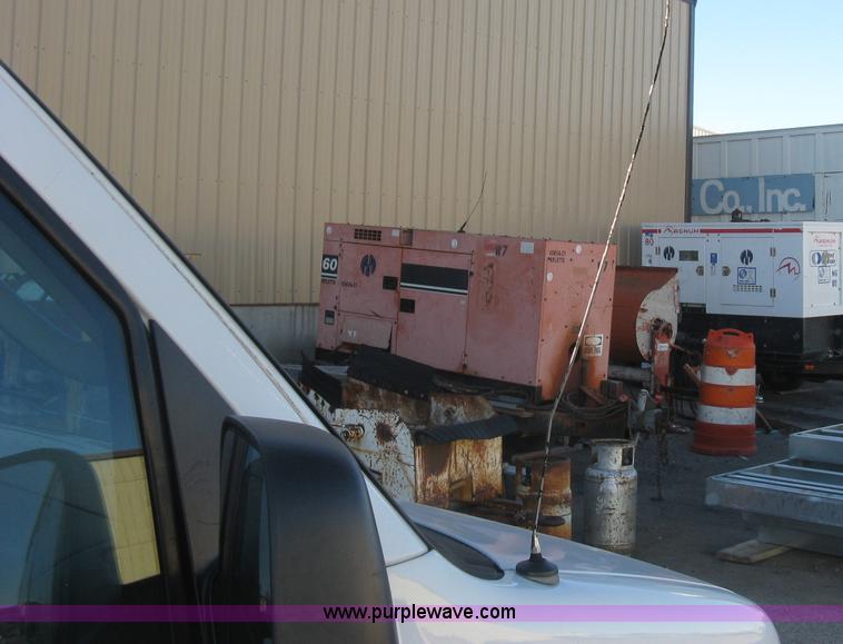 image for item J2913 2003 Ford E350 Super Duty XLT Extended van