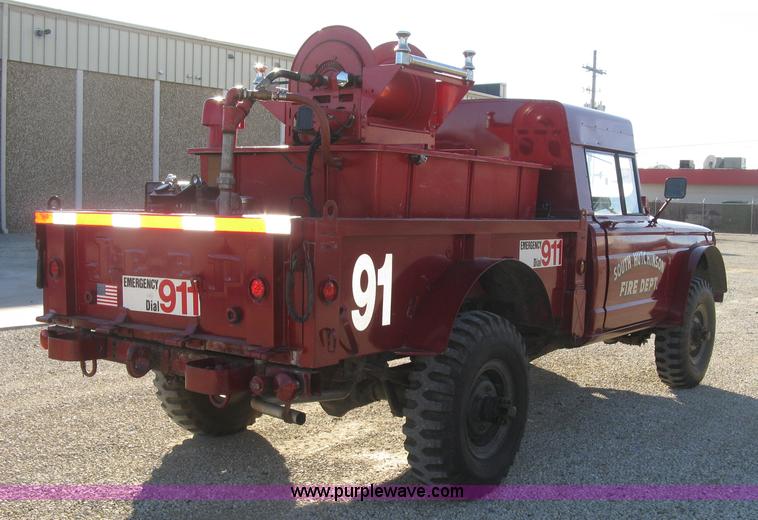 image for item J2962 1968 Kaiser Jeep M715 fire truck