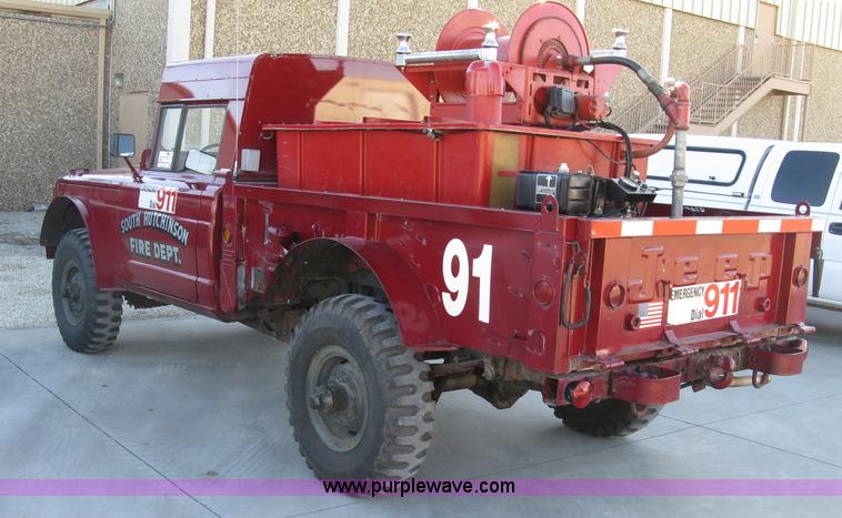 image for item J2962 1968 Kaiser Jeep M715 fire truck