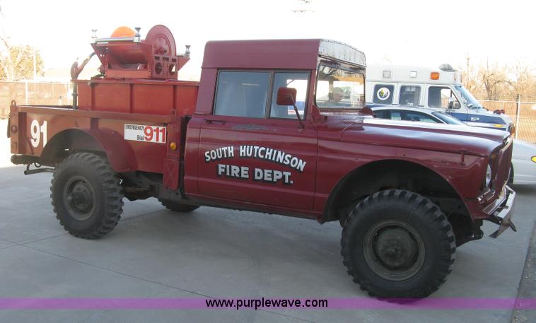 image for item J2962 1968 Kaiser Jeep M715 fire truck