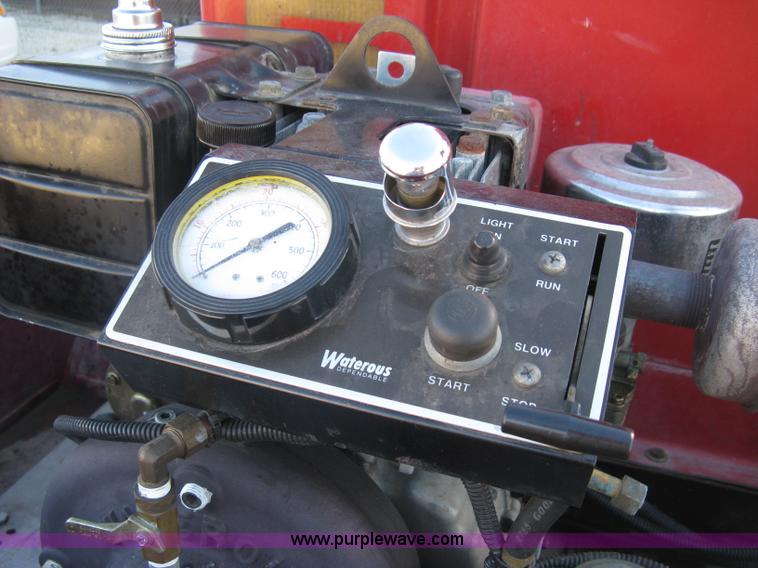 image for item J2962 1968 Kaiser Jeep M715 fire truck