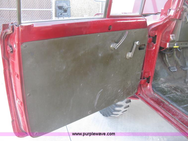 image for item J2962 1968 Kaiser Jeep M715 fire truck