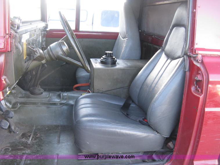 image for item J2962 1968 Kaiser Jeep M715 fire truck