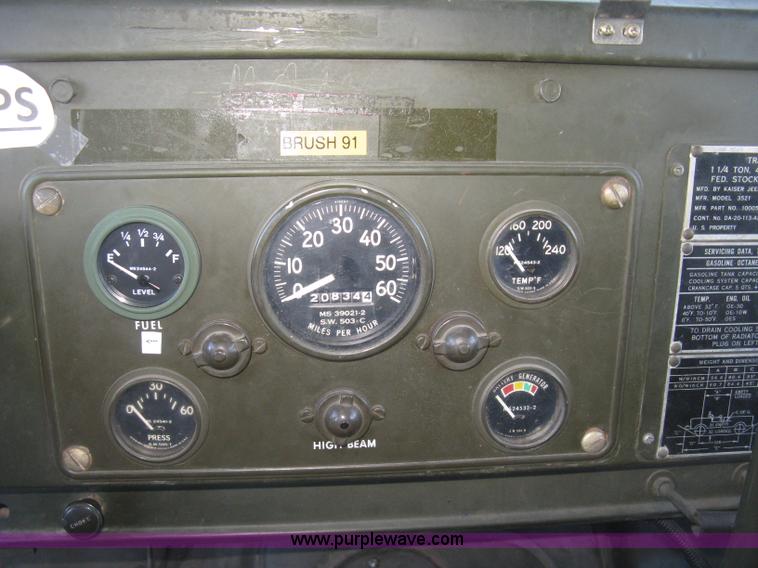 image for item J2962 1968 Kaiser Jeep M715 fire truck