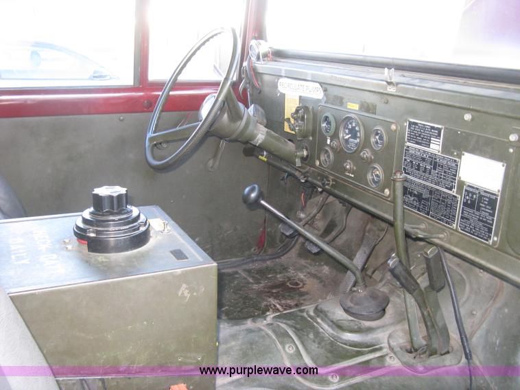 image for item J2962 1968 Kaiser Jeep M715 fire truck