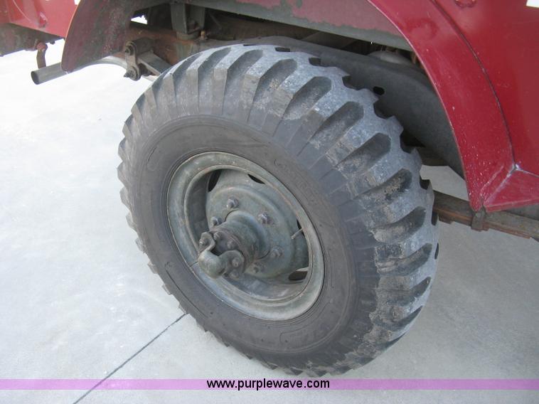 image for item J2962 1968 Kaiser Jeep M715 fire truck