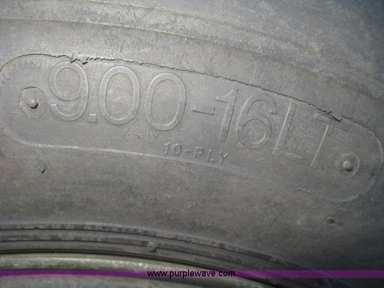 image for item J2962 1968 Kaiser Jeep M715 fire truck