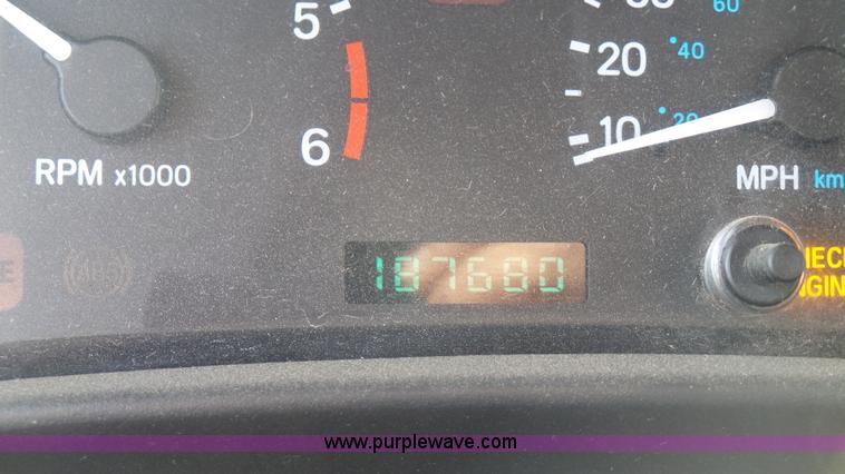 image for item J4516 1999 Jeep Wrangler Sahara SUV