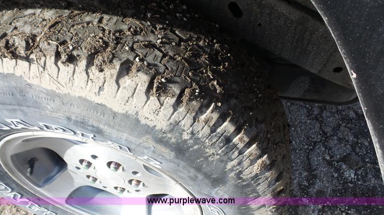 image for item J4516 1999 Jeep Wrangler Sahara SUV