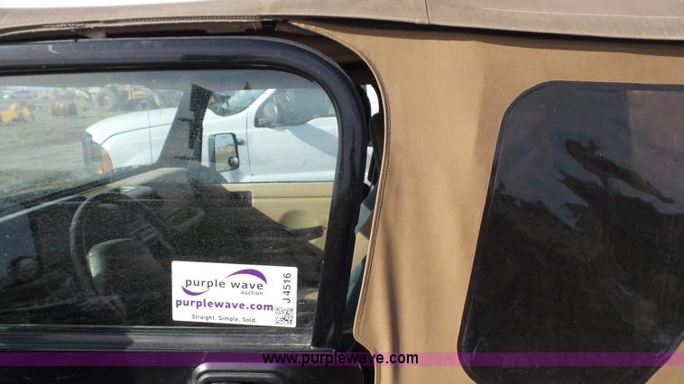 image for item J4516 1999 Jeep Wrangler Sahara SUV