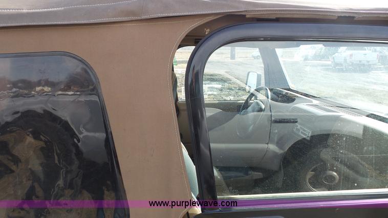 image for item J4516 1999 Jeep Wrangler Sahara SUV