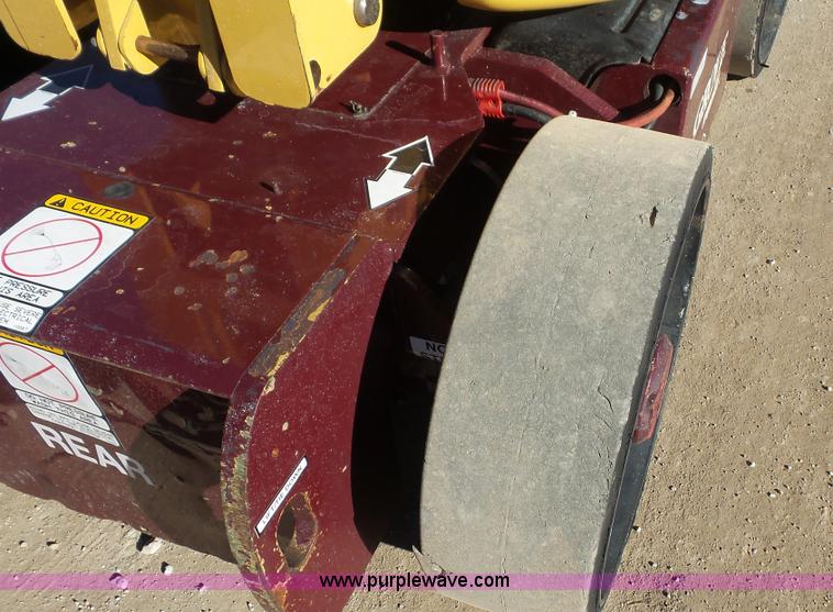 image for item J4653 1998 Grove AM239NE boom lift