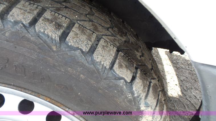 image for item J4656 2002 Freightliner Sprinter van