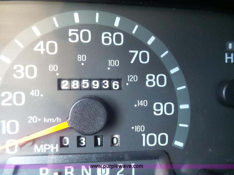 image for item J7377 1999 Ford Econoline E350 Super Duty Extended Tuscany Conversion van