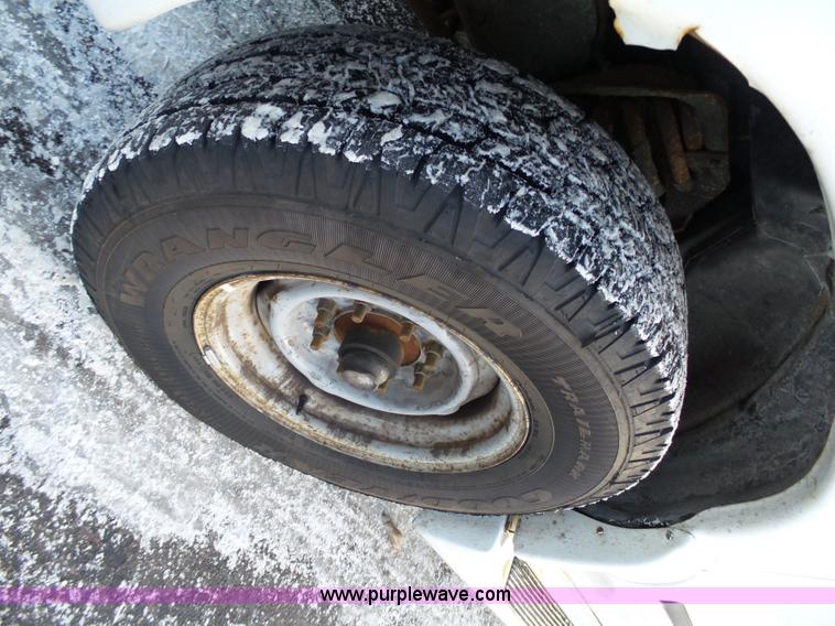 image for item J7377 1999 Ford Econoline E350 Super Duty Extended Tuscany Conversion van