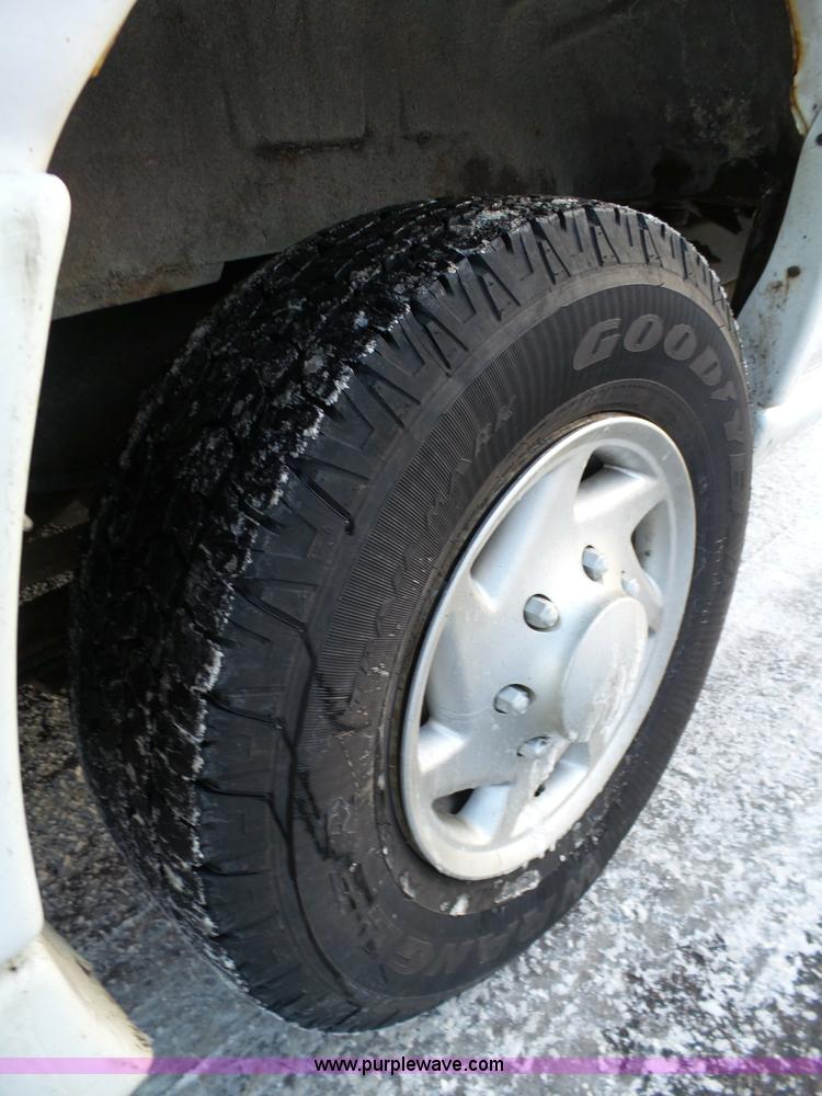 image for item J7377 1999 Ford Econoline E350 Super Duty Extended Tuscany Conversion van