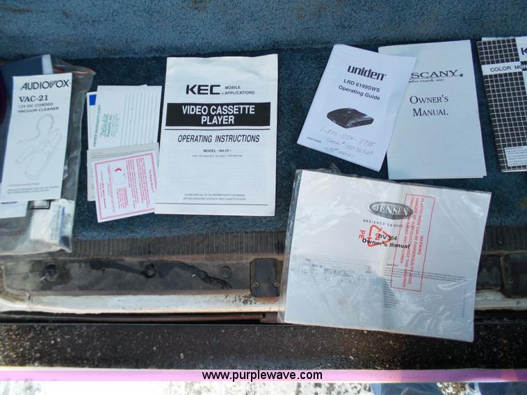 image for item J7377 1999 Ford Econoline E350 Super Duty Extended Tuscany Conversion van