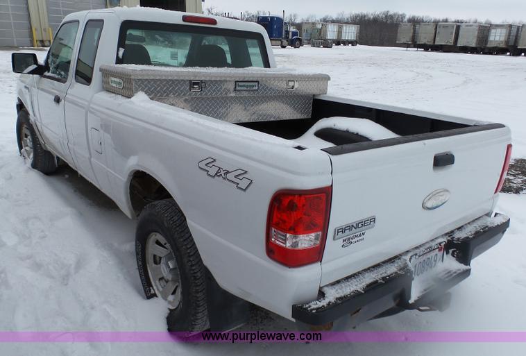 image for item J7380 2009 Ford Ranger pickup truck