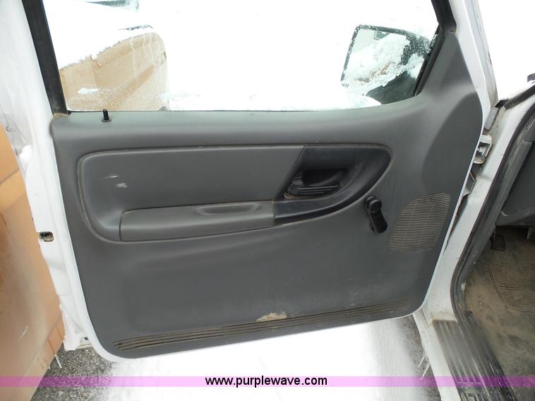 image for item J7380 2009 Ford Ranger pickup truck