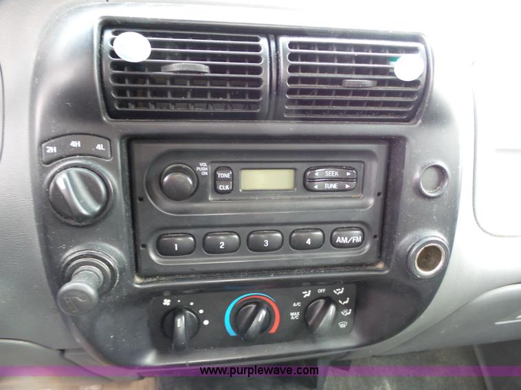 image for item J7380 2009 Ford Ranger pickup truck