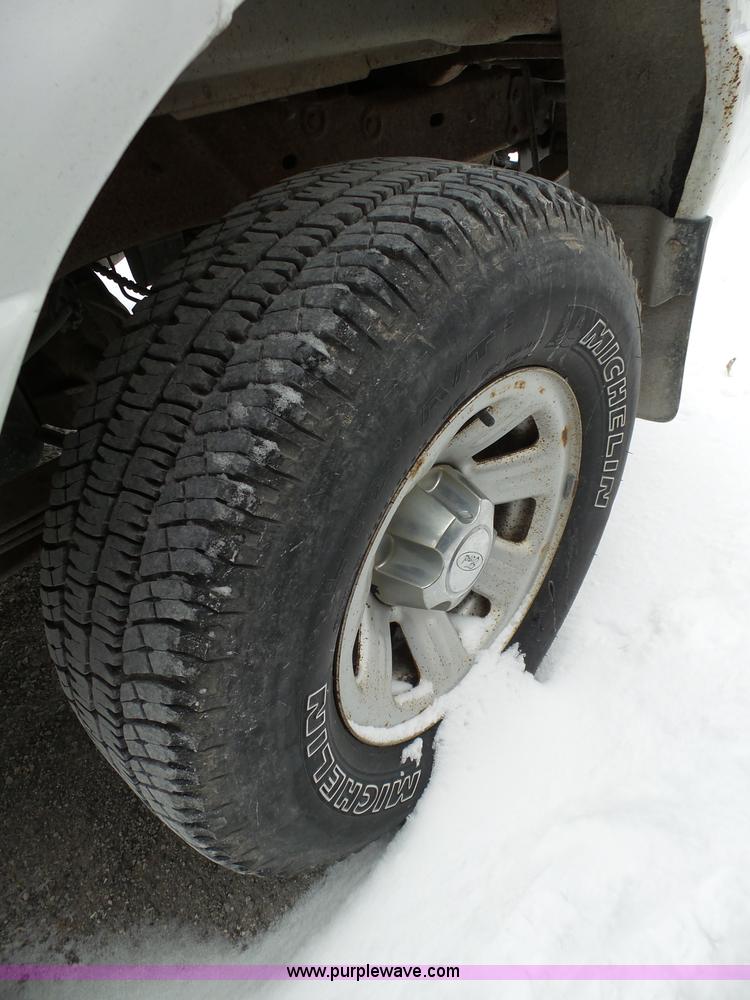 image for item J7380 2009 Ford Ranger pickup truck