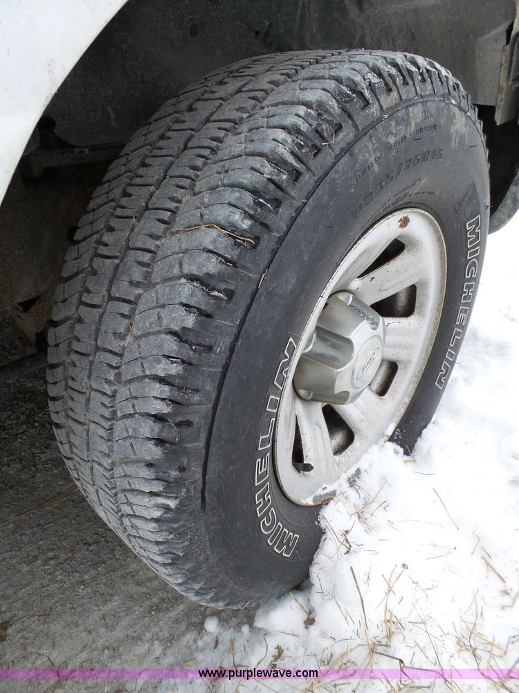 image for item J7380 2009 Ford Ranger pickup truck