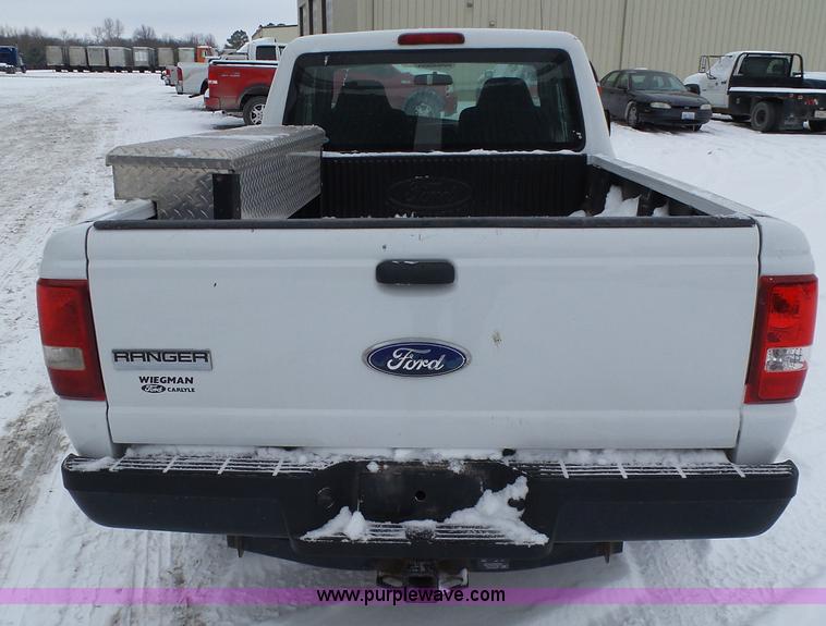 image for item J7384 2009 Ford Ranger SuperCab pickup truck
