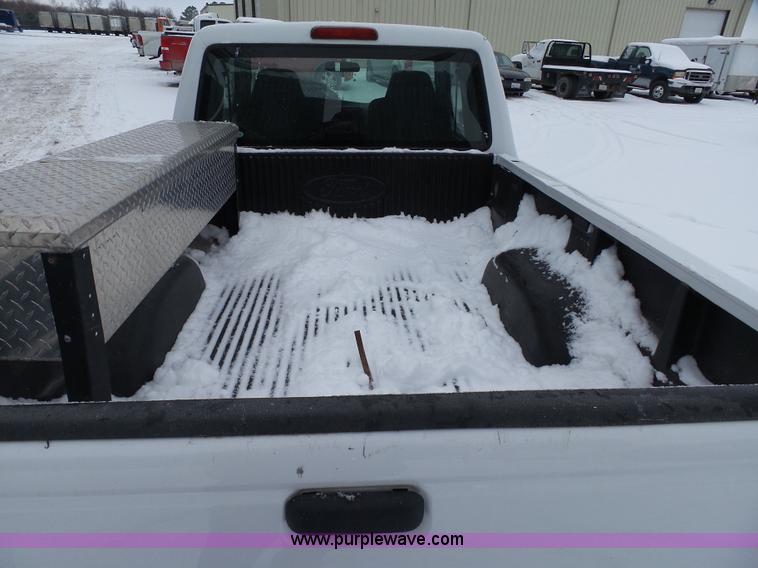 image for item J7384 2009 Ford Ranger SuperCab pickup truck