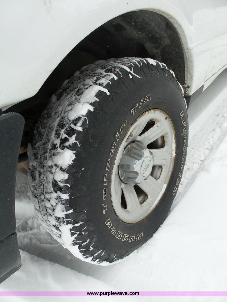 image for item J7384 2009 Ford Ranger SuperCab pickup truck