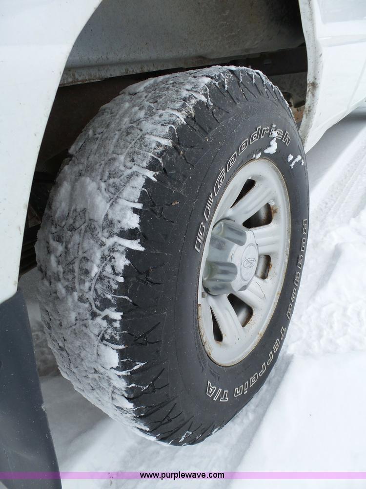 image for item J7384 2009 Ford Ranger SuperCab pickup truck