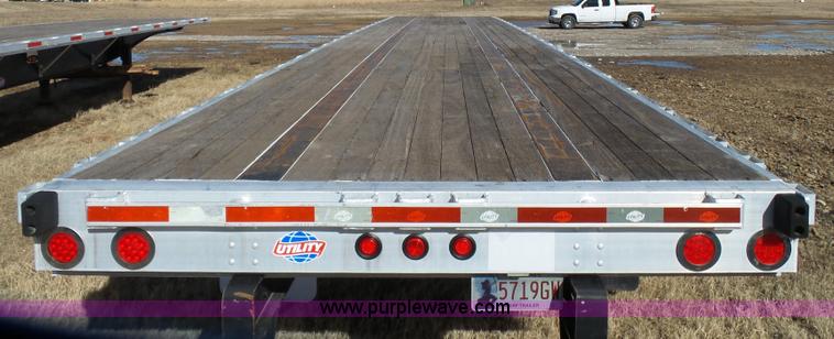 image for item J7619 2009 Utility FS2CHA flatbed trailer