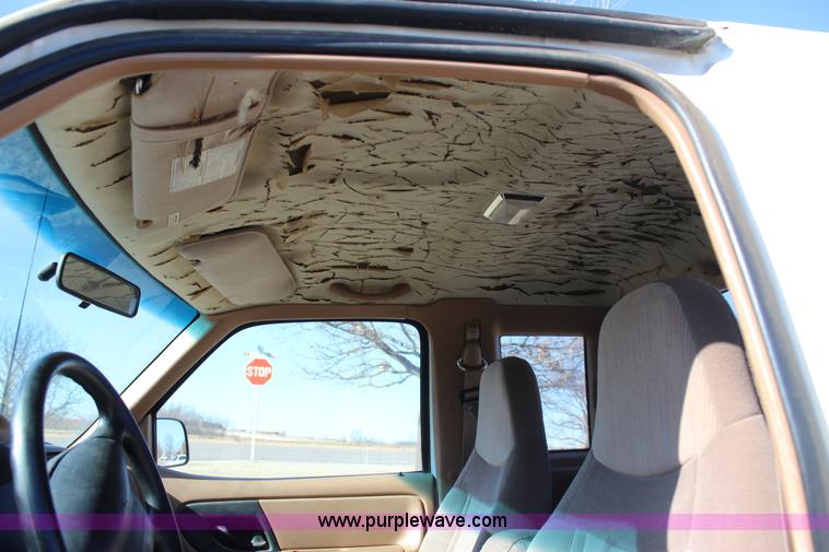 image for item J7630 1996 Ford Ranger SuperCab pickup truck