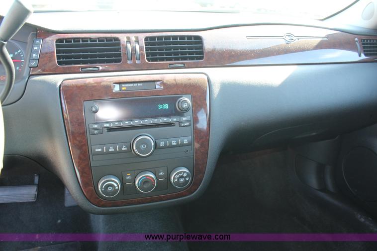 image for item J7631 2011 Chevrolet Impala