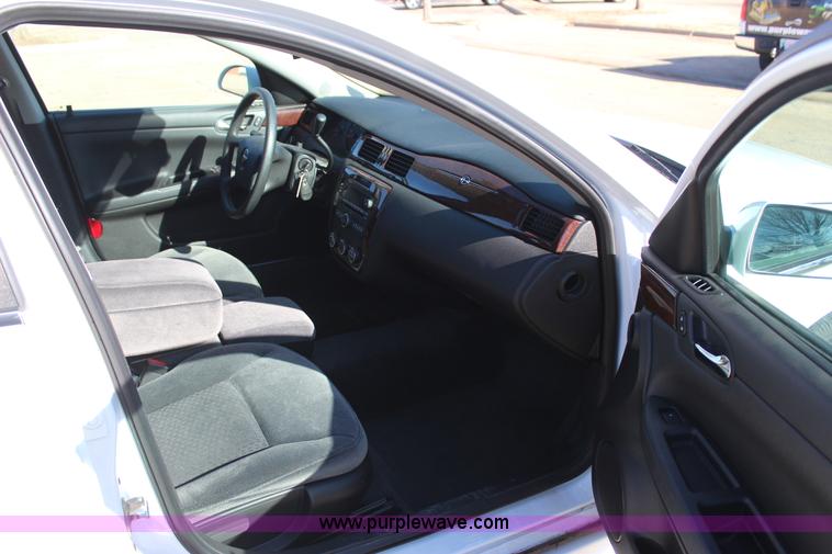 image for item J7631 2011 Chevrolet Impala