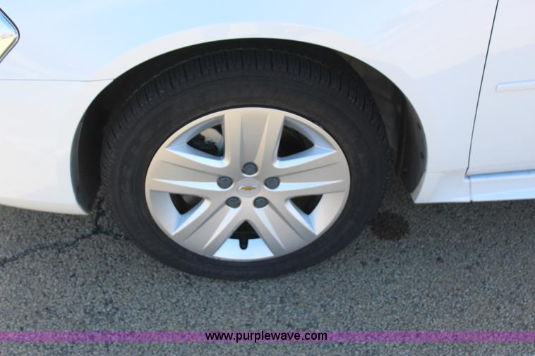 image for item J7631 2011 Chevrolet Impala