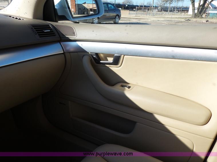 image for item J7635 2008 Audi A4 2.0T Quattro