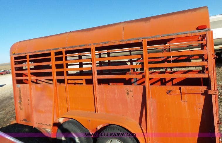 image for item J7658 1994 Chaparral livestock trailer