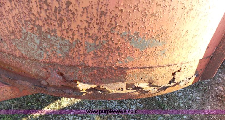 image for item J7658 1994 Chaparral livestock trailer