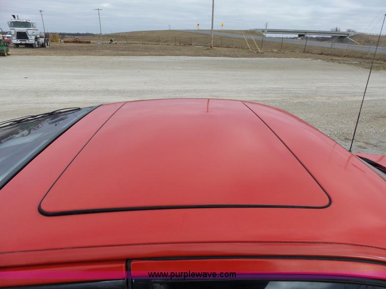 image for item J7667 1987 Porsche 924S