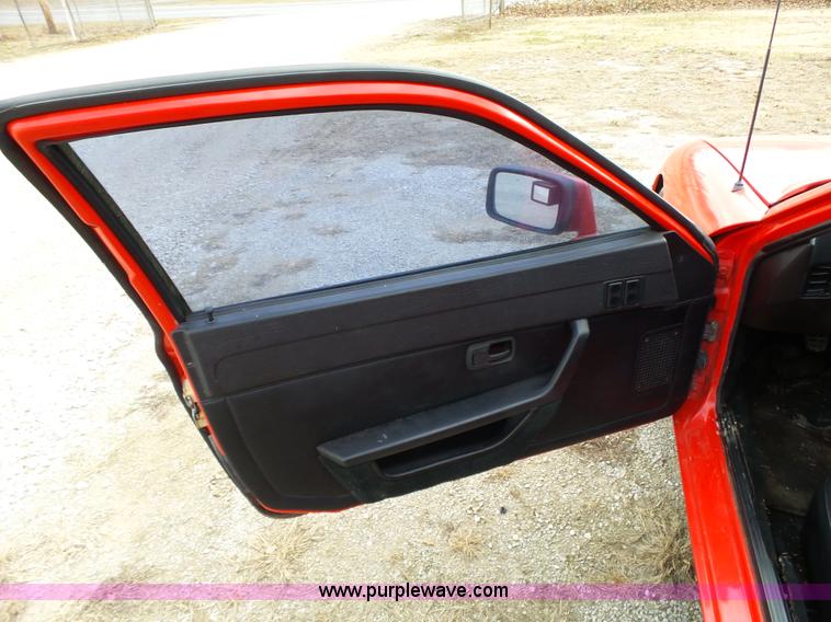 image for item J7667 1987 Porsche 924S