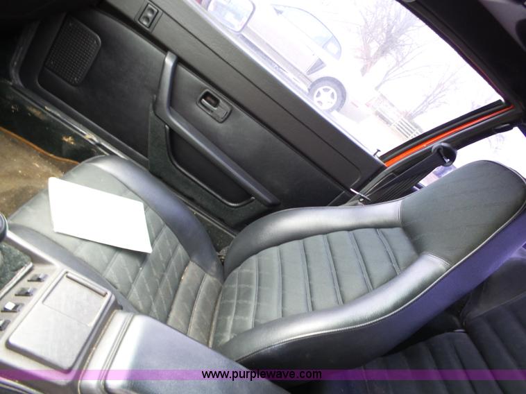 image for item J7667 1987 Porsche 924S