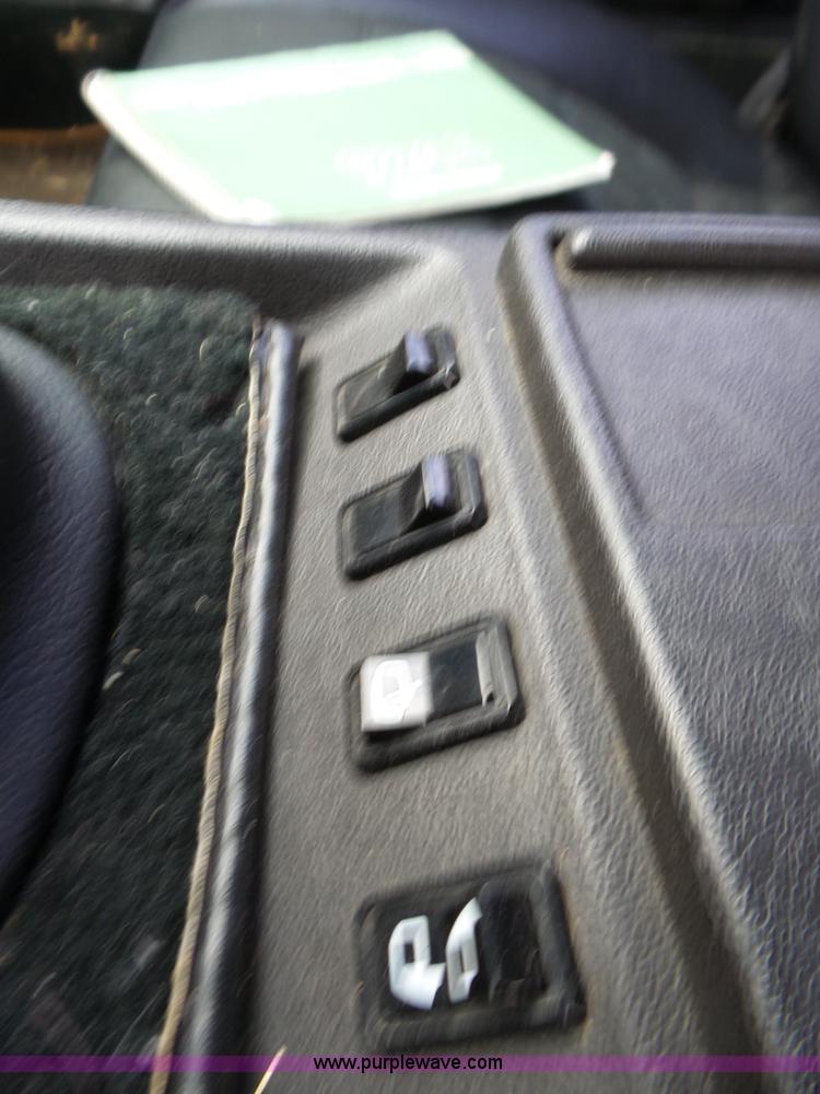 image for item J7667 1987 Porsche 924S