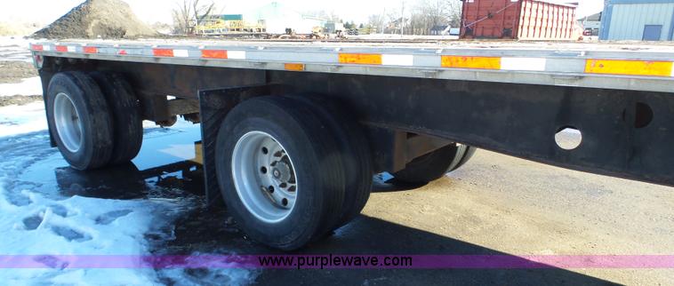 image for item J8817 2000 Transcraft flatbed trailer
