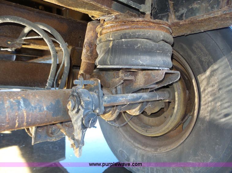 image for item J8817 2000 Transcraft flatbed trailer