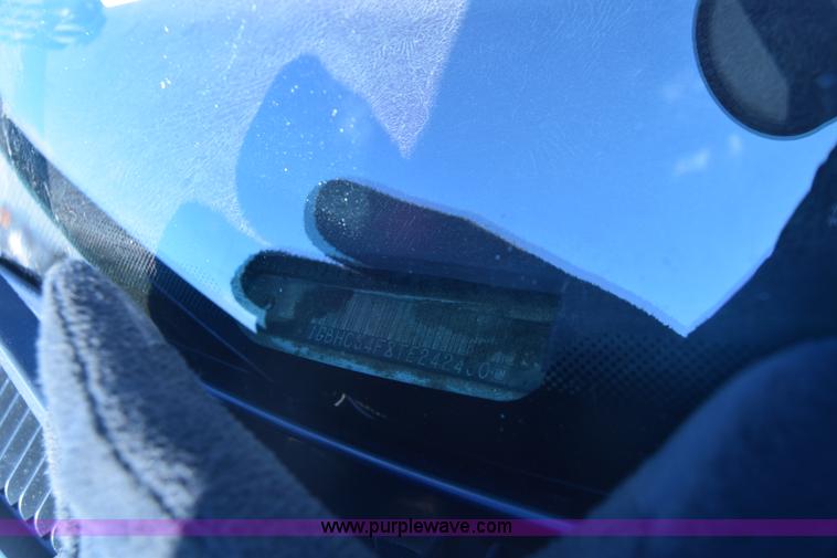 image for item K4466 1996 Chevrolet 3500 utility truck with crane