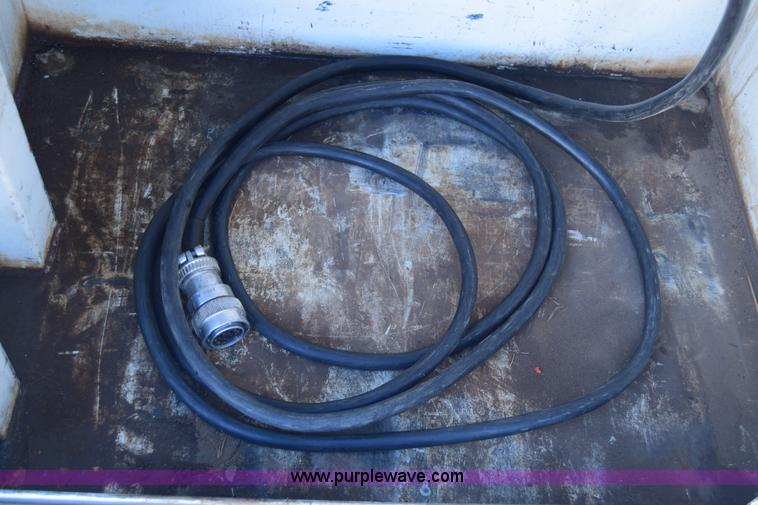 image for item K4466 1996 Chevrolet 3500 utility truck with crane