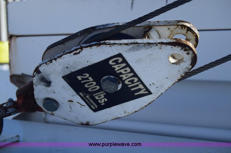 image for item K4466 1996 Chevrolet 3500 utility truck with crane