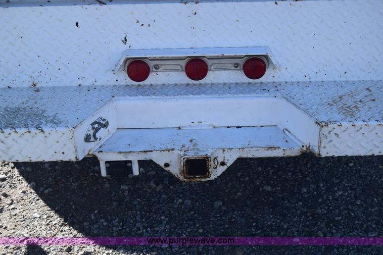 image for item K4466 1996 Chevrolet 3500 utility truck with crane